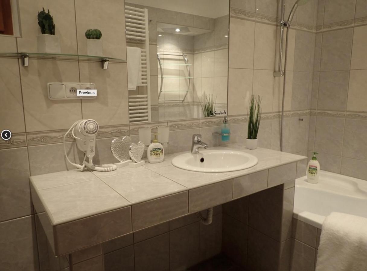 Apartment La Guccinela เชสกี้ครุมลอฟ ภายนอก รูปภาพ